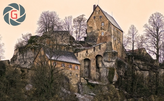 Замок в замке
